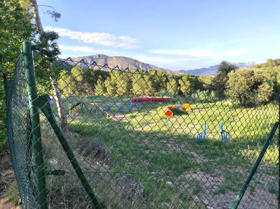 El Paraiso De Los Perros Polop Esterno foto